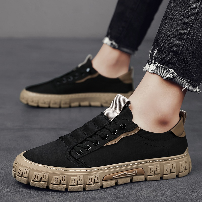 Highland Premium Sneakers